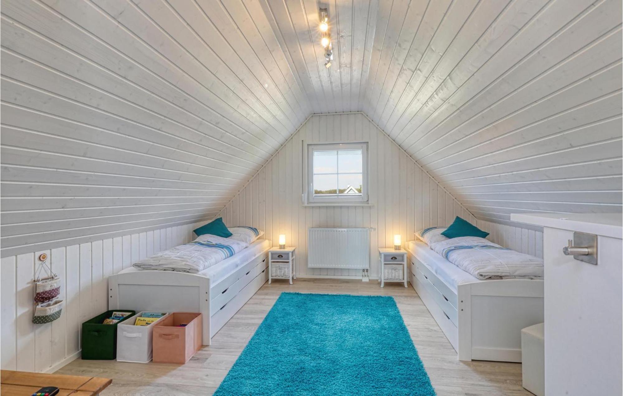 Awesome home in Zerpenschleuse with 2 Bedrooms&WiFi Buitenkant foto