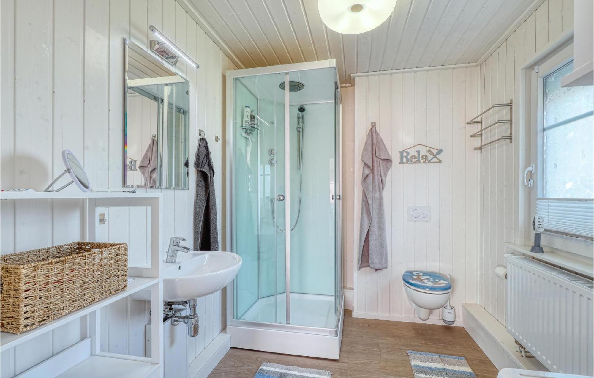 Awesome home in Zerpenschleuse with 2 Bedrooms&WiFi Buitenkant foto
