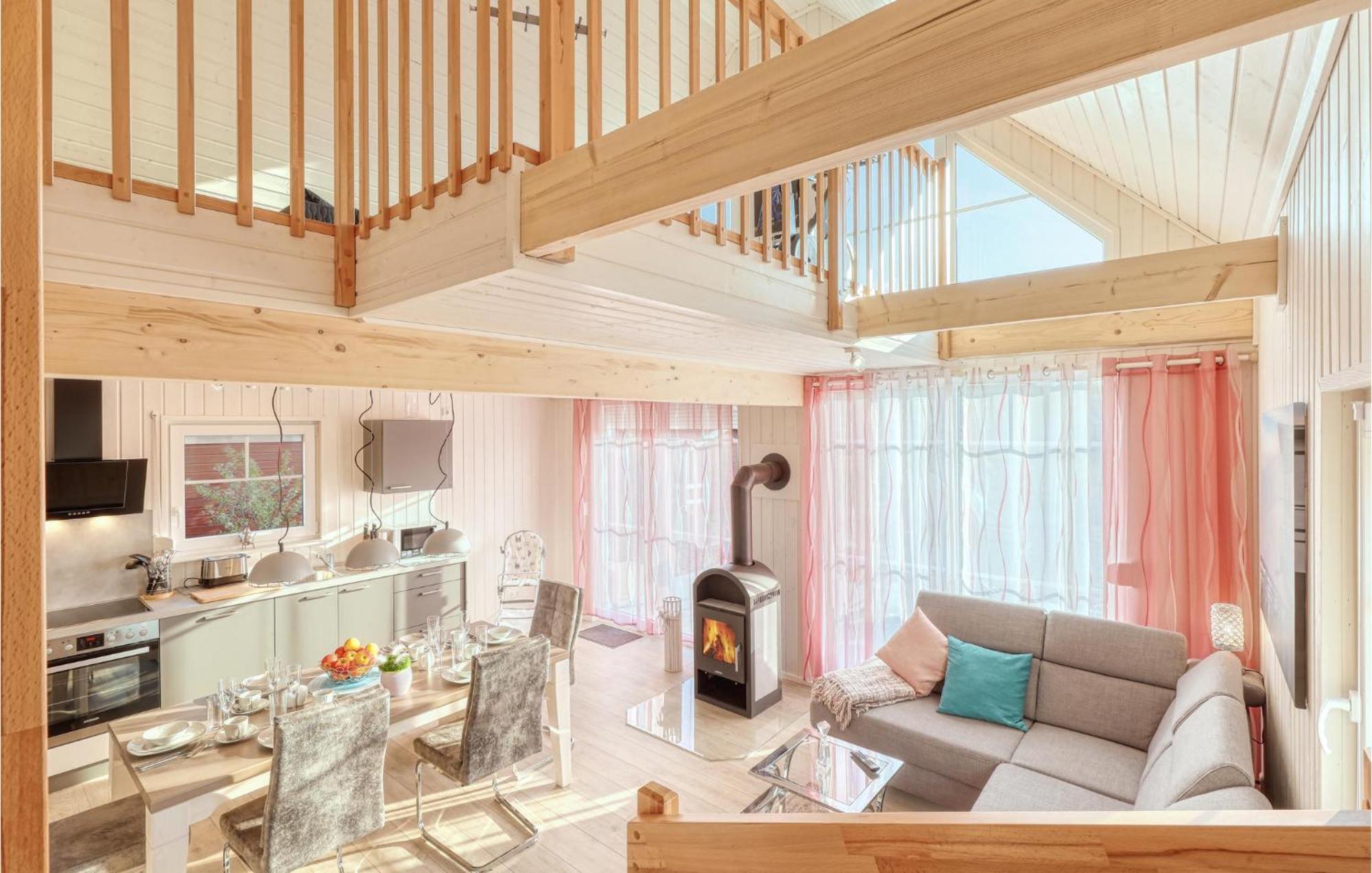 Awesome home in Zerpenschleuse with 2 Bedrooms&WiFi Buitenkant foto