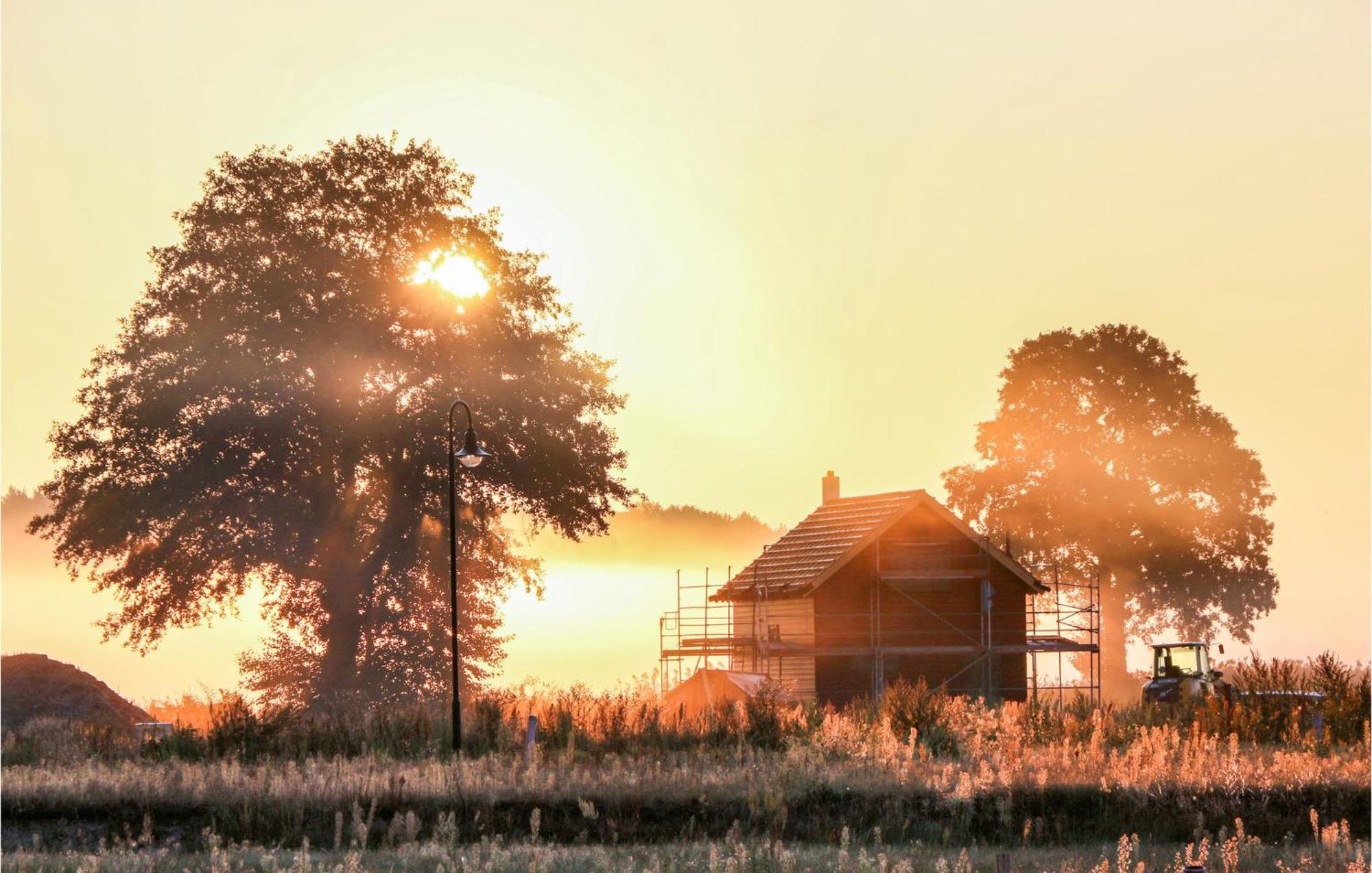 Awesome home in Zerpenschleuse with 2 Bedrooms&WiFi Buitenkant foto