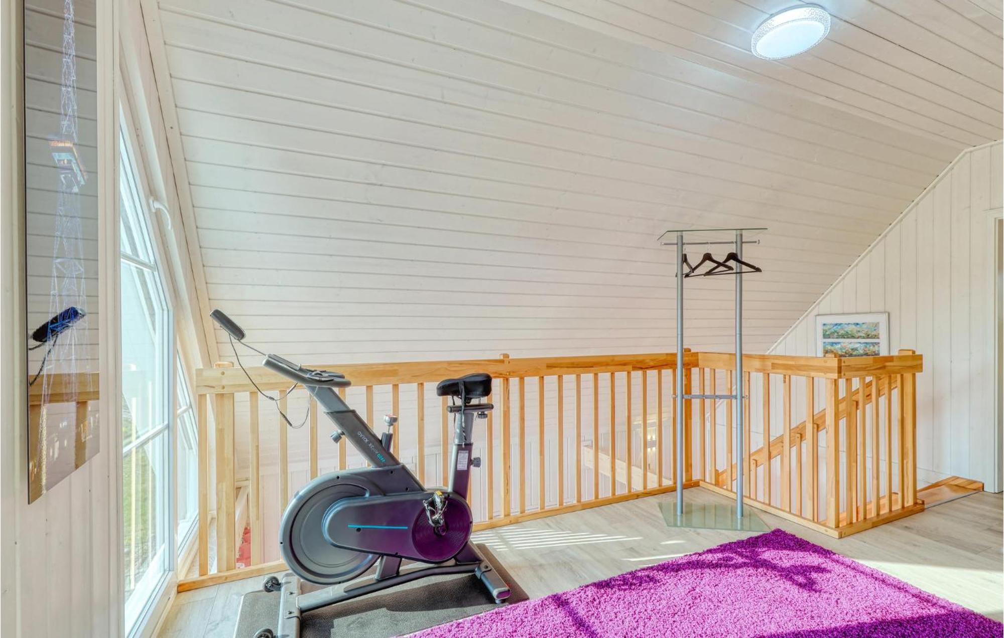Awesome home in Zerpenschleuse with 2 Bedrooms&WiFi Buitenkant foto