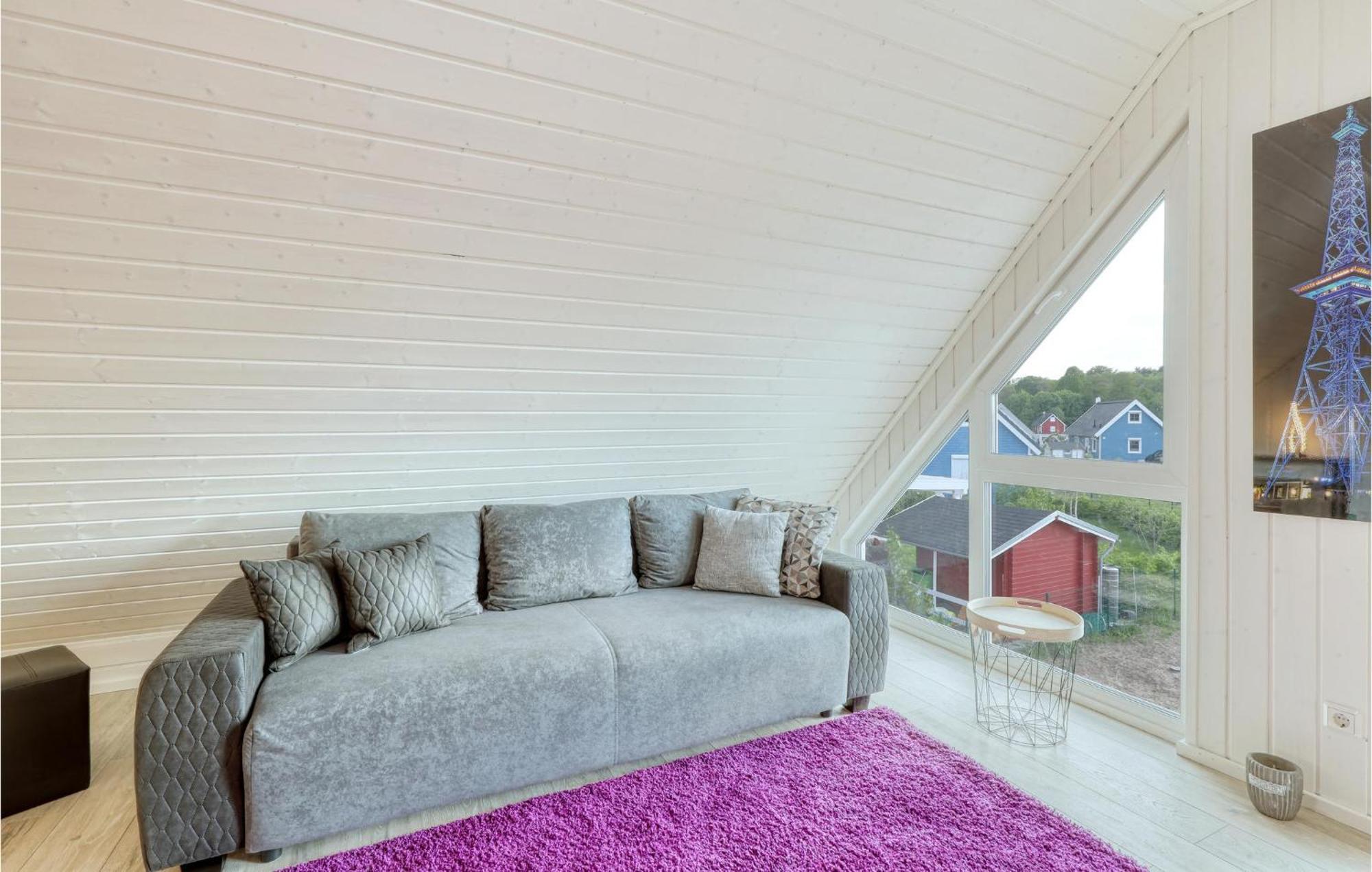 Awesome home in Zerpenschleuse with 2 Bedrooms&WiFi Buitenkant foto